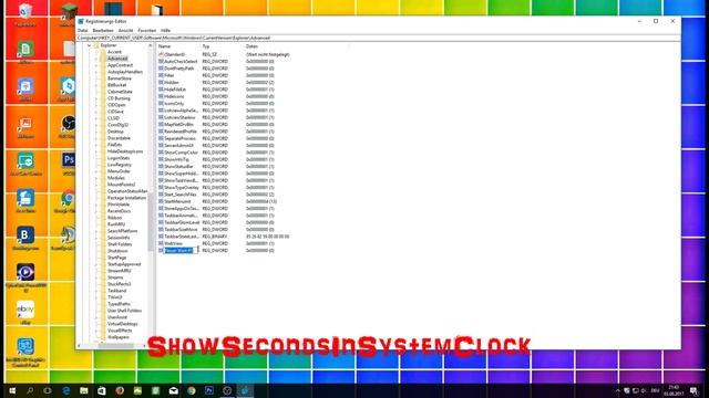 Show Seconds on Taskbar System Clock in Windows 10 смотреть онлайн