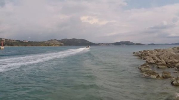 Alamarin-Jet - Reference - Manta 700R Jet