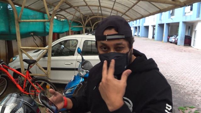 Unlock iPhone with Apple Watch While Wearing a Mask (Hindi) смотреть онлайн