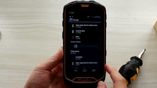 Runbo Q5 Smartphone IP67 MTK6589T Android 4.2 4.5 Inch OTG,NFC,GPS Video Test смотреть онлайн