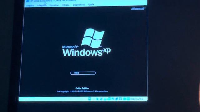 Windows XP Delta 2022 Edition VM Starting up смотреть онлайн