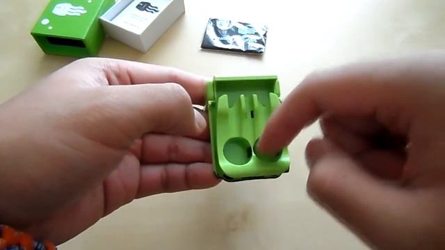 Square Jellyfish Earphone Case and Stand смотреть онлайн