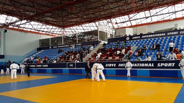 Sasae Tsuri-Komi Ashi