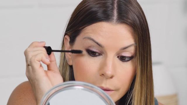 How To Make Your Lashes Look Fake With Just Mascara смотреть онлайн