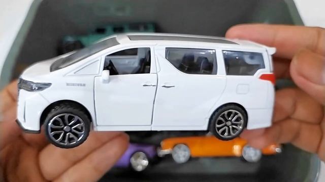 Box full of Mini EV, Ferrari, DHL, Rolls-Royce, 3LM300h, Bugatti, Porsche, Suzuki, Honda,FS22 ,21 смотреть онлайн