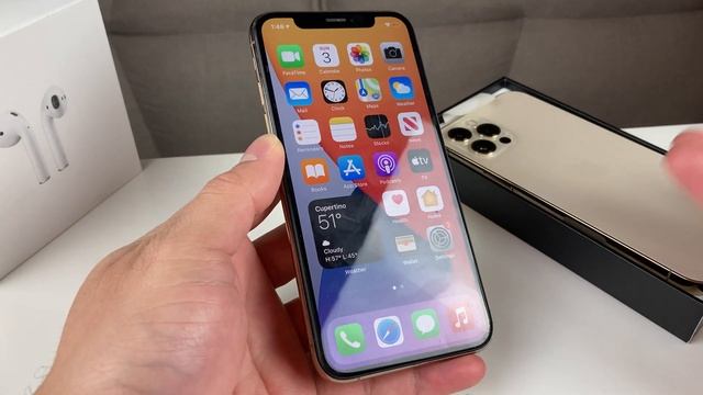 iPhone XS Worth It in 2021? смотреть онлайн