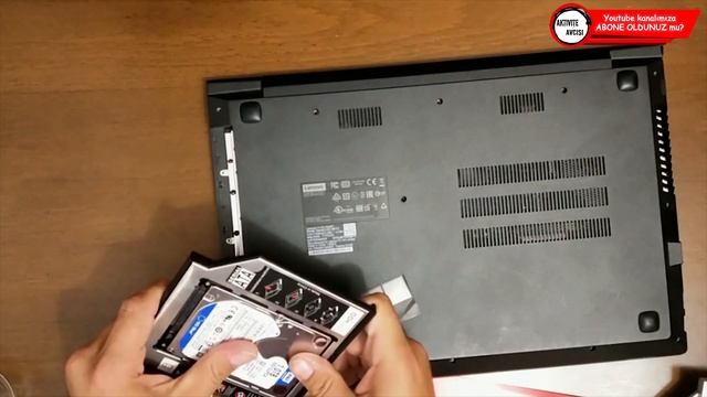 Laptopa SSD Takma ve Windows 10 Yükleme Rehberi Harddisk yerine ssd takma( Bilgisayarımız uçtu) смотреть онлайн