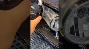 KIA Sportage 3 замена галогеновых линз на светодиодные Technik Division 3» 6000K