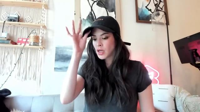 Trolling a SCAMMER pretending to be Apple Support 🍏 #irlrosie смотреть онлайн