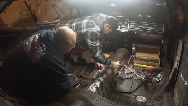 Pontiac Star Chief resto ep:1 interior removal and sound deadening install смотреть онлайн