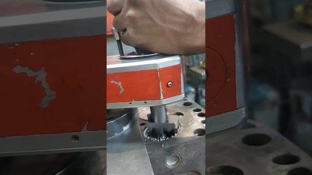 V8 cylinder engine head seat socket cutting Mercedes Benz full work 🇸🇦🇧🇩 смотреть онлайн