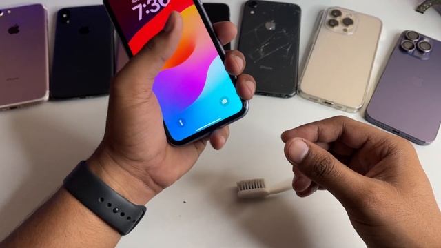 Liquid Detected in lightning connector || Charging not available iPhone Problem смотреть онлайн
