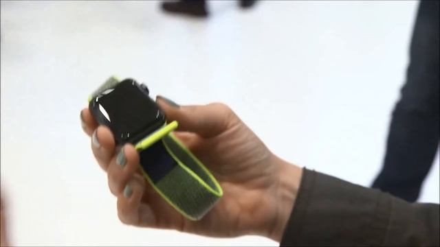 Apple Watch Series 3 doesnt work with LTE like it should (Not Click-bait) смотреть онлайн