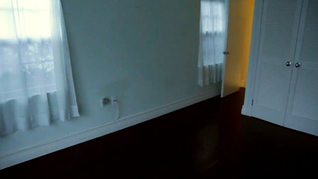 1420 Lenox Ave Miami Beach FL 33139 смотреть онлайн