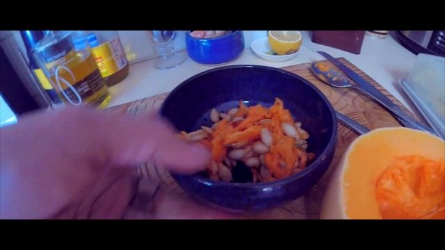 GROWING the soil food web with WORMS смотреть онлайн