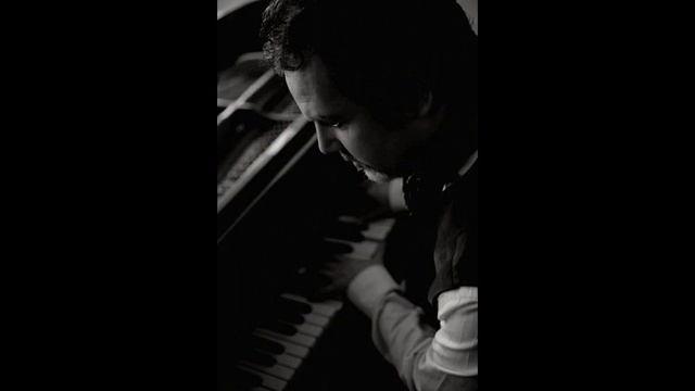 Skrjabin op 11 selection played by Niklas Sivelov смотреть онлайн