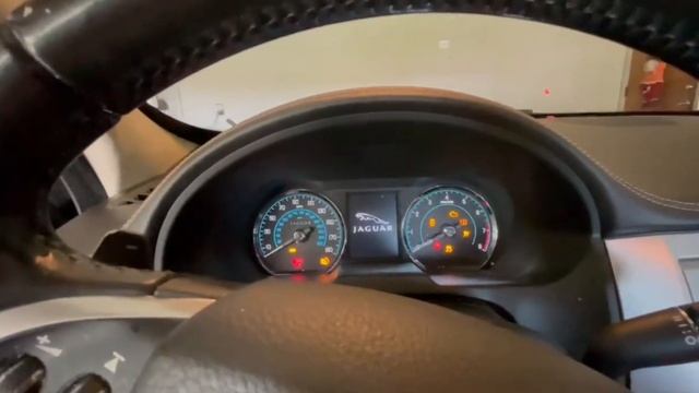 Jaguar XF Cold Start смотреть онлайн