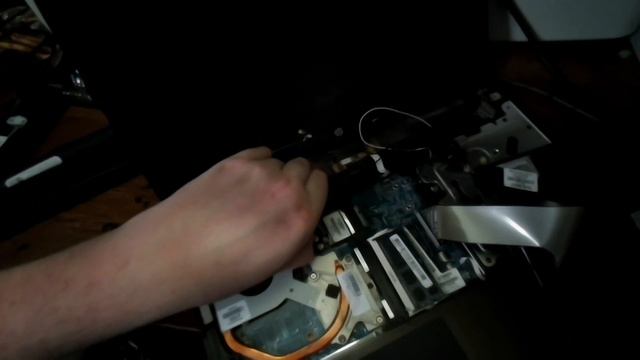 How to replace screen on HP ProBook 4520s смотреть онлайн