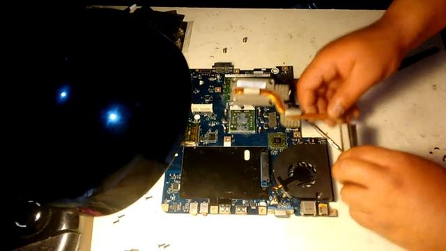 How to disassemble and reassemble and clean a acer aspire 5532 смотреть онлайн