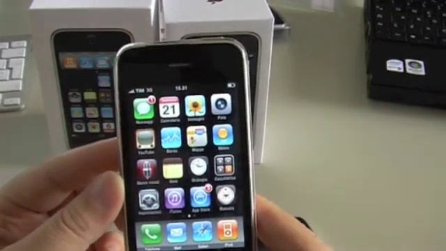 iPhone 3GS differenze con iPhone 3G смотреть онлайн