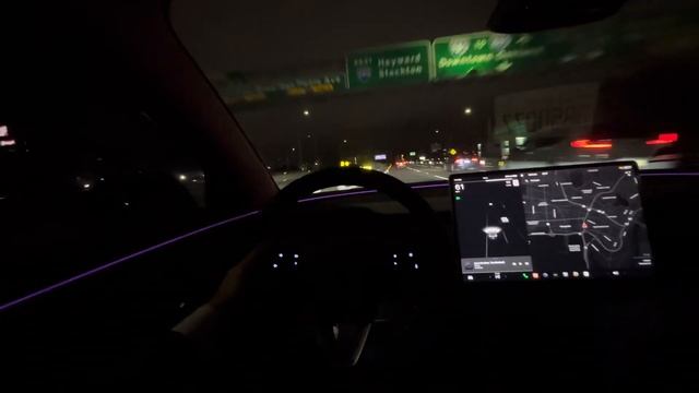 Night Drive in 2024 Tesla Model 3 смотреть онлайн