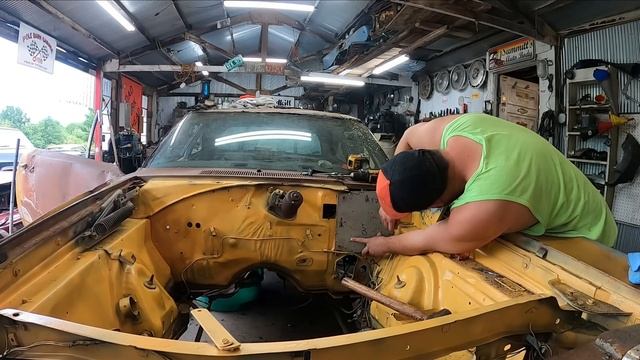 Rolled and Burned 1969 Plymouth Roadrunner Goes Meep-Meep! First Time in Decades — RolledRunner! смотреть онлайн