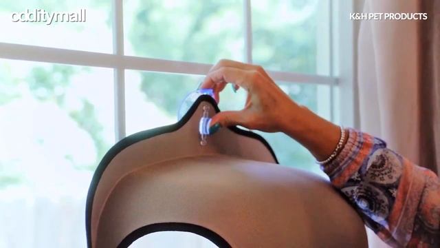 Window Mounted Cat Bed Gives Your Kitty a Great View While They Lounge смотреть онлайн