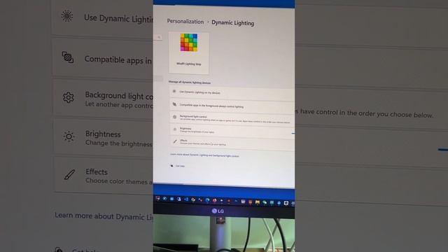 Windows 11 Dynamic Lighting works good with WS2812 RGB Strip #dynamiclighting #gamingpc #windows11 смотреть онлайн
