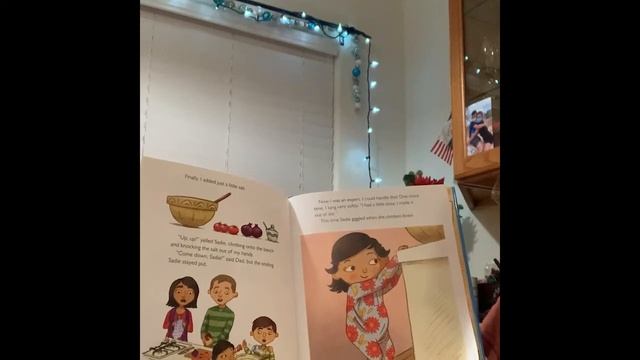 Holiday Books with FJMS: Book 12 - Queen of Hanukkah Dosas смотреть онлайн