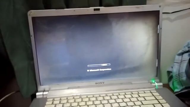 Microsoft Windows Vista boot to logon screen смотреть онлайн