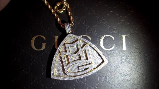 CUSTOM MADE ICED OUT MAYBACH MUSIC GROUP PENDANT MMG YG смотреть онлайн