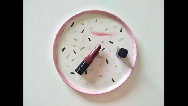Minimalist Makeup Collection смотреть онлайн