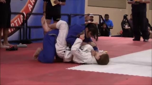 IMAC June 2016, BJJ Final - Kyra смотреть онлайн