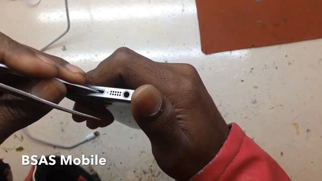 iPhone 5s charging Problem Solution Hindi Ajay Dhawan смотреть онлайн