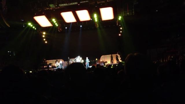 Fleetwood Mac in Toronto ACC - Second Hand News - Show Opener April 16th, 2013 смотреть онлайн