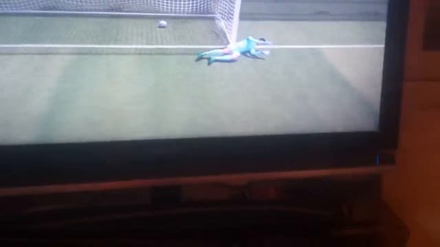 Гол со штрафоного в ,,Fifa 18" смотреть онлайн