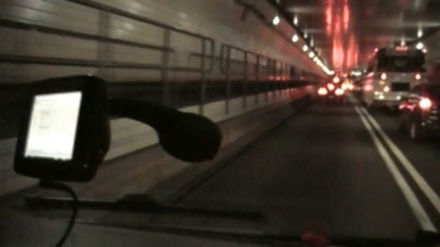 Driving Through Lincoln Tunnel From New Jersey to New York City, USA смотреть онлайн
