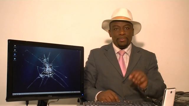 Tyrone Loves His Fedora Wearing Nubes смотреть онлайн