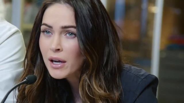 Megan Fox Acer Aspire 7 Full Version HD) 2 смотреть онлайн