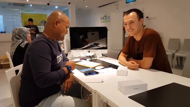 Mobile Wholesale City Malaysia | Customer Stories From Uzbekistan | Shop Now @ www.mwc.my смотреть онлайн