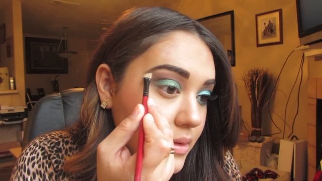 NYE glitter party makeup!!! смотреть онлайн