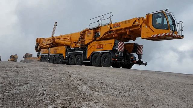 LIEBHERR LTM11200 9.1 - CHANGING SITE