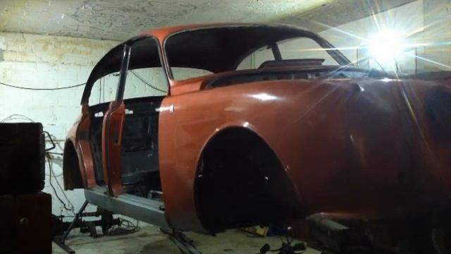 Jaguar MK2 roll over jig смотреть онлайн
