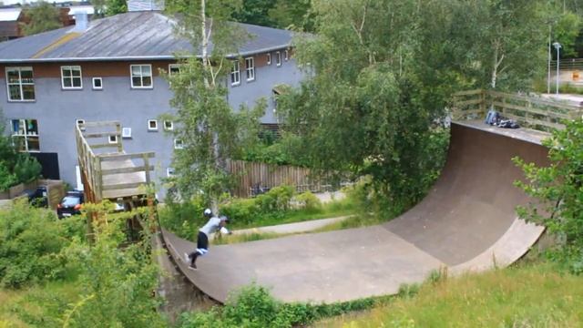 Pebbles Suck and Vert Slam! смотреть онлайн
