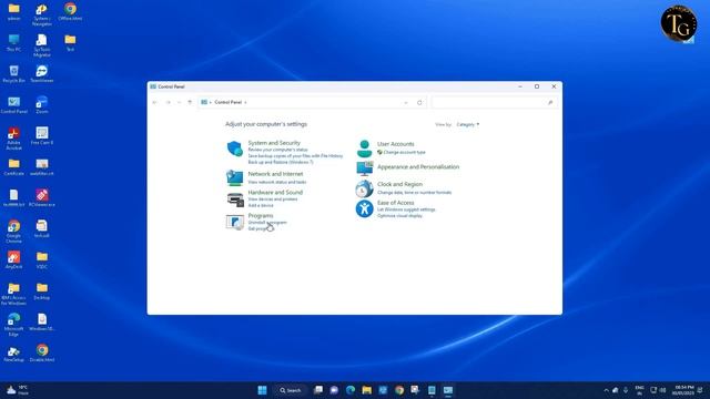 How to Uninstall / Disable Hyper-V on Windows 10 / 11 Step By Step смотреть онлайн