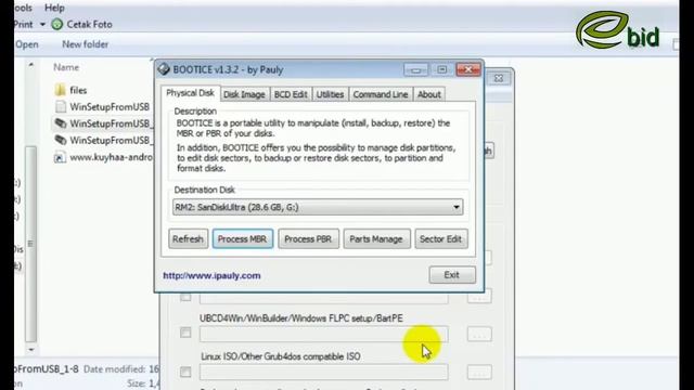 Membuat windows 7 bootable atau flashdisk yang di isi windows untuk di instal ke komputer / laptop смотреть онлайн