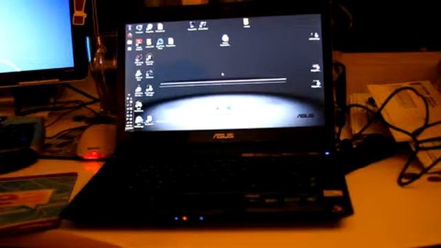 ASUS UL30Vt Hands on Review Part 1 смотреть онлайн