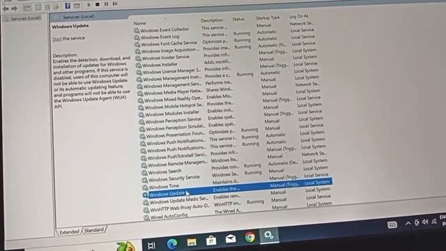 Laptop ki windows apdate band kaise kare// विंडो अपडेट को बंद कैसे करें। смотреть онлайн