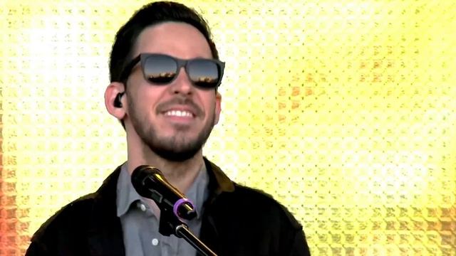 Linkin Park - New Divide Live Moscow, Russia 2011 [ Red Square ] 4K/60FPS