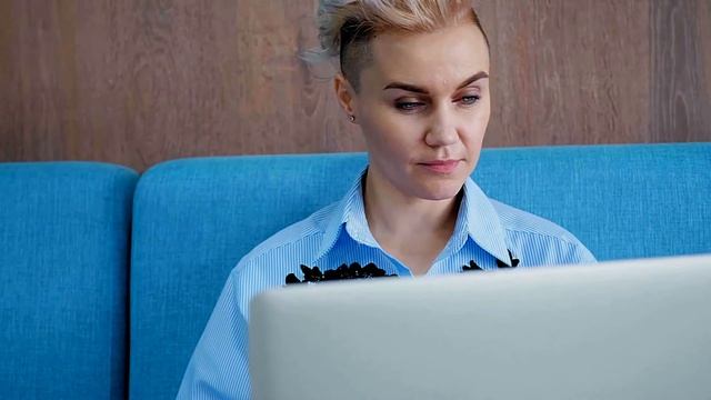 Now you can translate languages within your Office 365 documents смотреть онлайн